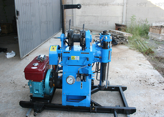Machine de forage de géo-ingénierie à rotation et à percussion pour les essais et l'arpentage des sols