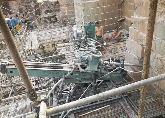 Plate-forme d'empilage rotative hydraulique portable de 100 mètres montée sur dérapage